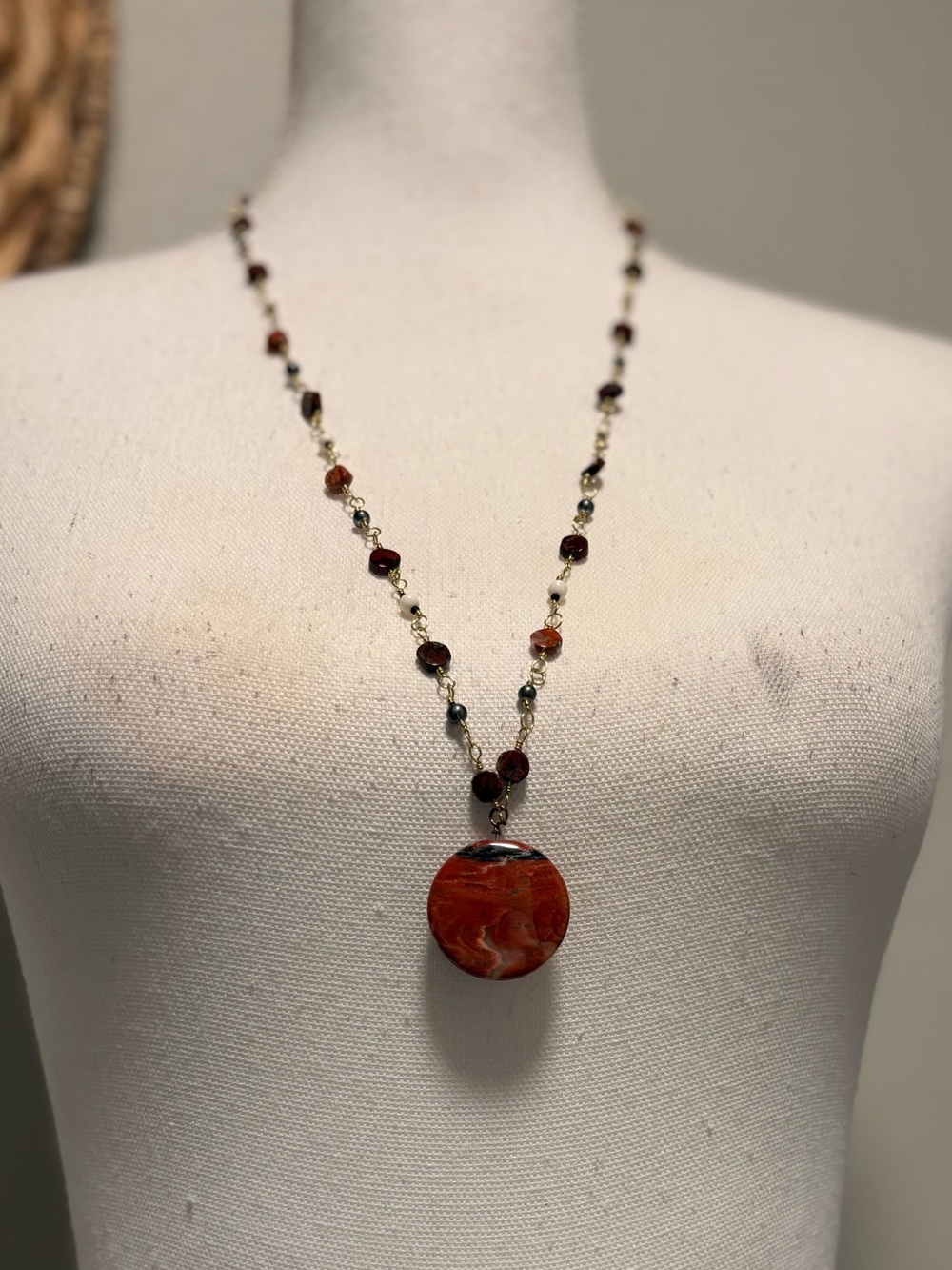 Red Agate Pendant Necklace - Elegant Women's Jewelry 28 inch